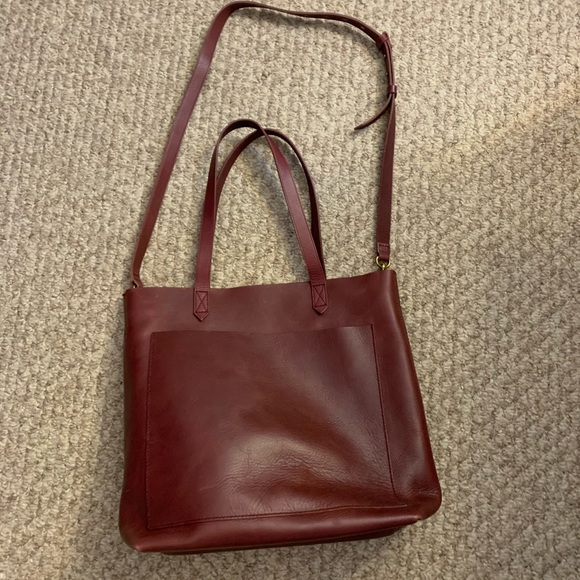 Madewell Handbags - Madewell Medium Tote Madewell Handbags - Madewell Medium Tote